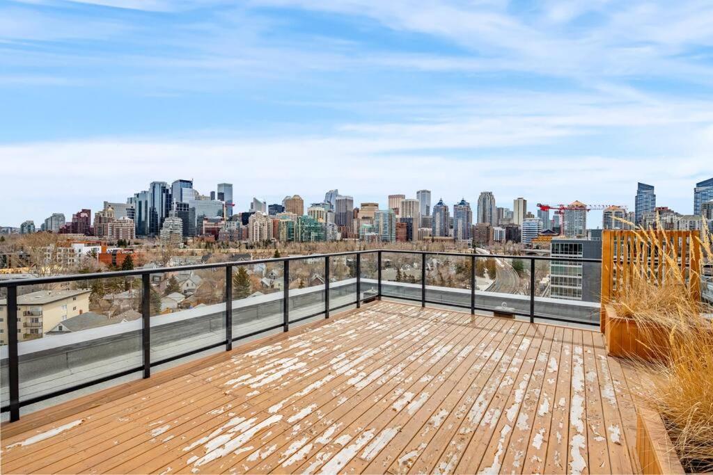 Chic 1Br Kensington Unit W/Parking Appartement YYC Buitenkant foto