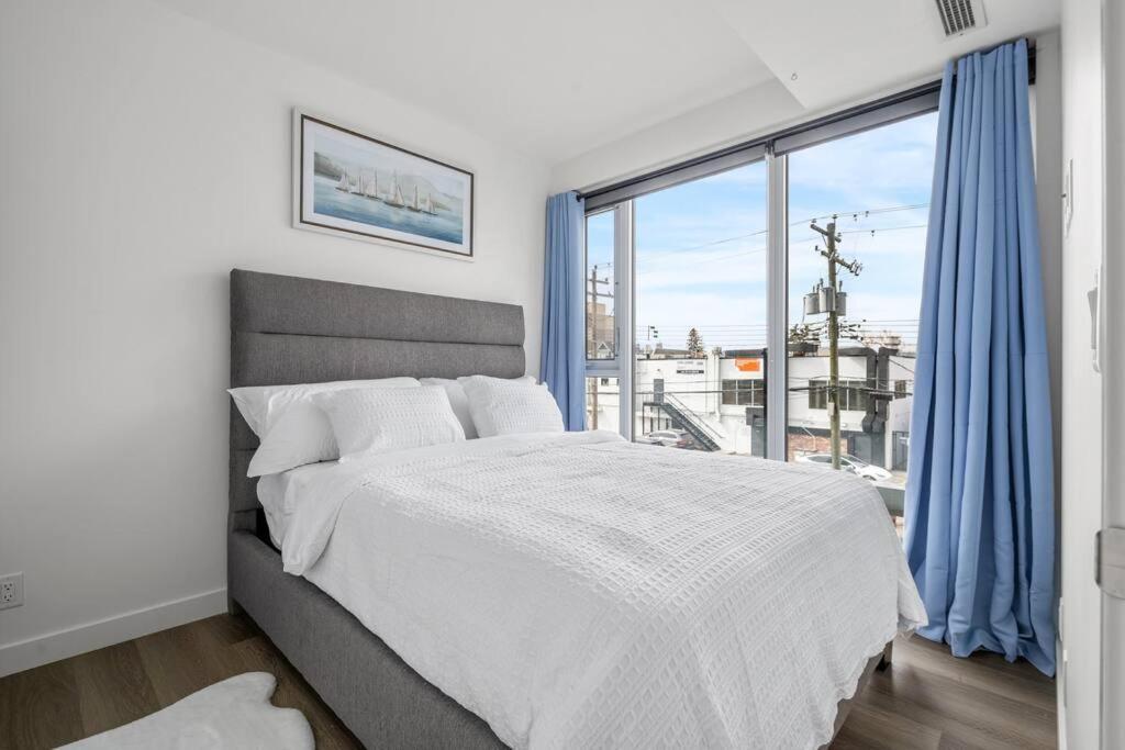 Chic 1Br Kensington Unit W/Parking Appartement YYC Buitenkant foto