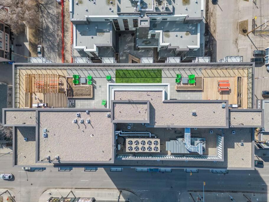Chic 1Br Kensington Unit W/Parking Appartement YYC Buitenkant foto